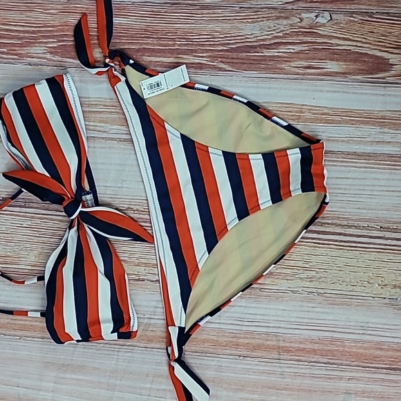 Old Navy striped bikini - Picture 3 of 10